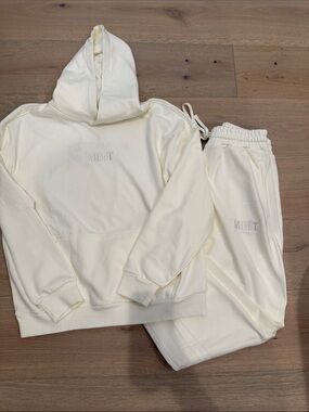 Mint adult size medium over sized Cream Hoodie & Joggers Set